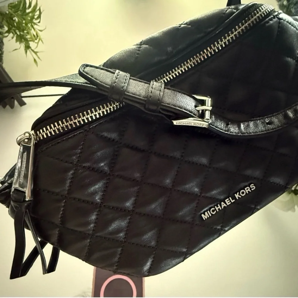 Michael Kors Quilted Black Leather Belt Bag - Picture 7 of 12